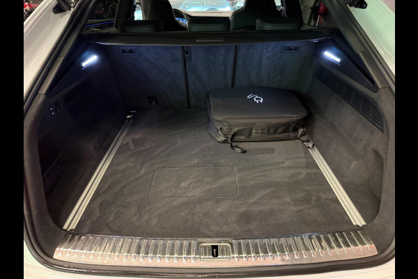 Audi Q8 55 TFSI e SQ8 PACK 23'' BLACK-LINE RS-LEDER/PANO/N-ZICHT/H-UP/B&O/AIRCO-STOEL/SFEERVERLICHTING///