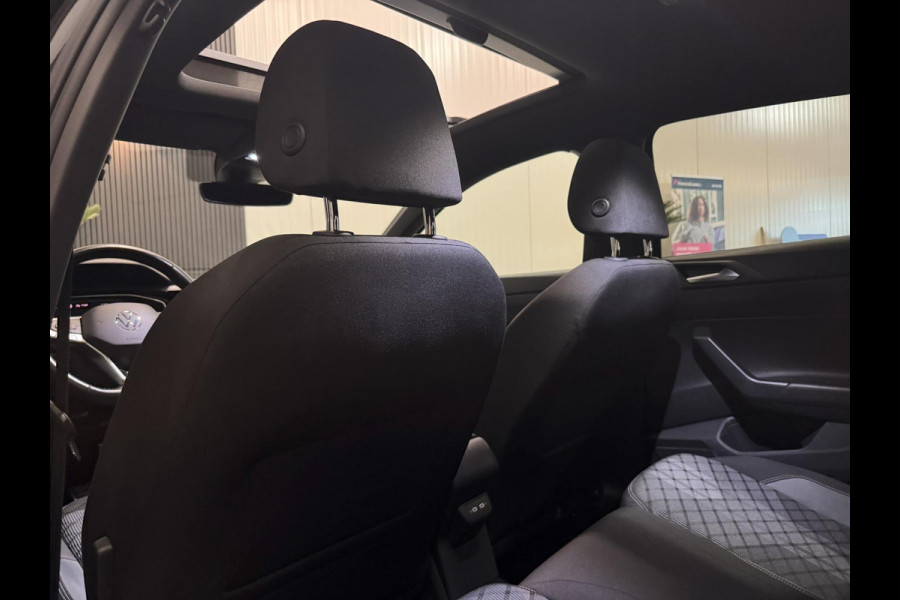 Volkswagen Polo 1.0 TSI DSG 3x R-Line|PANO|BLIND SPOT|VIRTUAL|SFEER