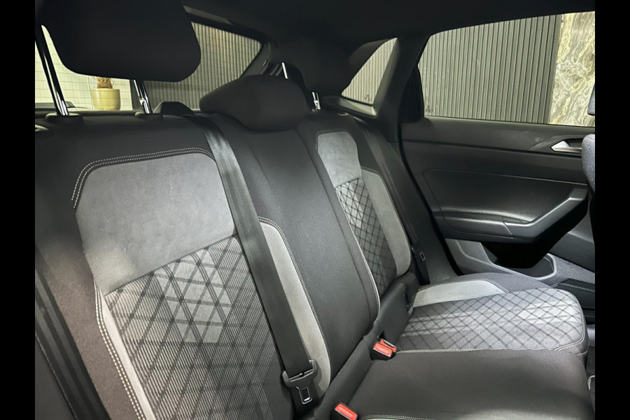 Volkswagen Polo 1.0 TSI DSG 3x R-Line|PANO|BLIND SPOT|VIRTUAL|SFEER