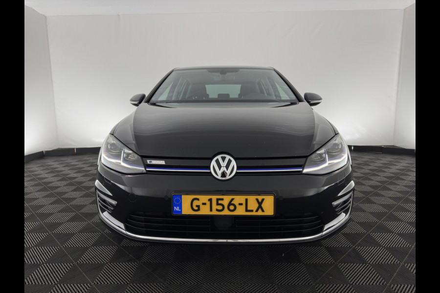 Volkswagen e-Golf E-DITION (INCL-BTW) Aut.*HEAT-PUMP | LUXURY-LEATHER | FULL-LED | DIGI-COCKPIT | NAVI-FULLMAP | HEATED-SPORTSEATS | CAMERA | DAB+ | AMBIENT-LIGHT | PRIVACY-GLASS | CCS-FASTLOADER | 16''ALU*