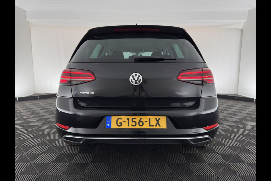 Volkswagen e-Golf E-DITION (INCL-BTW) Aut.*HEAT-PUMP | LUXURY-LEATHER | FULL-LED | DIGI-COCKPIT | NAVI-FULLMAP | HEATED-SPORTSEATS | CAMERA | DAB+ | AMBIENT-LIGHT | PRIVACY-GLASS | CCS-FASTLOADER | 16''ALU*