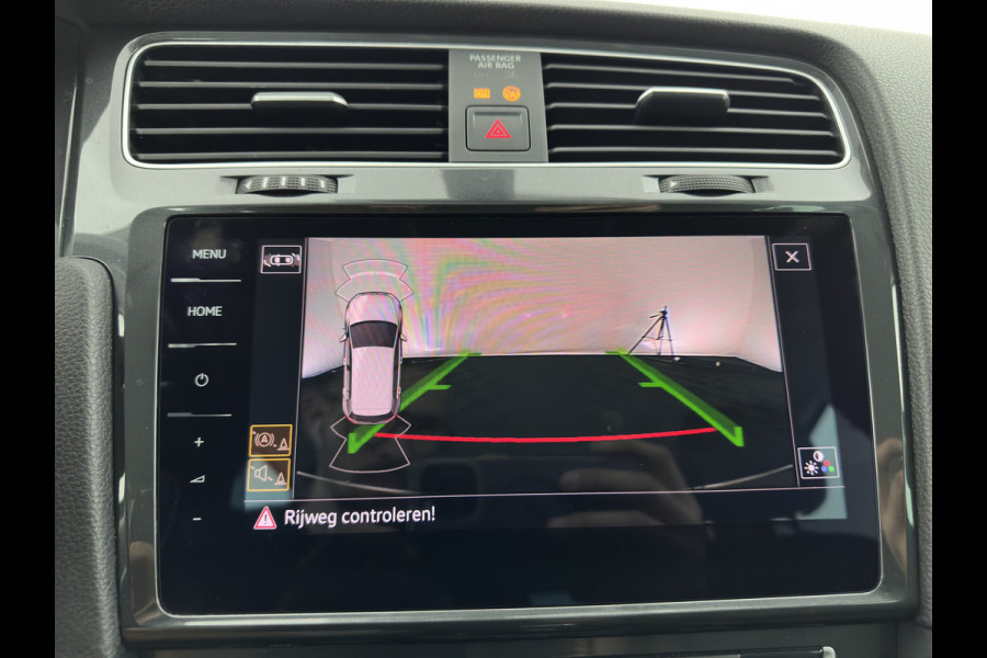 Volkswagen e-Golf E-DITION (INCL-BTW) Aut.*HEAT-PUMP | LUXURY-LEATHER | FULL-LED | DIGI-COCKPIT | NAVI-FULLMAP | HEATED-SPORTSEATS | CAMERA | DAB+ | AMBIENT-LIGHT | PRIVACY-GLASS | CCS-FASTLOADER | 16''ALU*