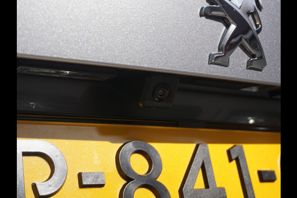 Peugeot e-2008 EV GT 50 kWh Winterpakket