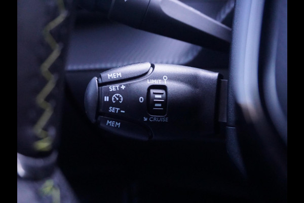 Peugeot e-2008 EV GT 50 kWh Winterpakket