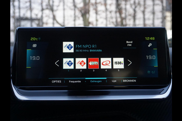 Peugeot e-2008 EV GT 50 kWh Winterpakket