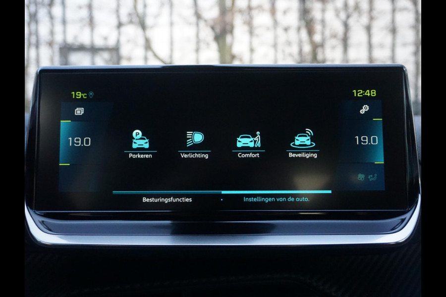 Peugeot e-2008 EV GT 50 kWh Winterpakket