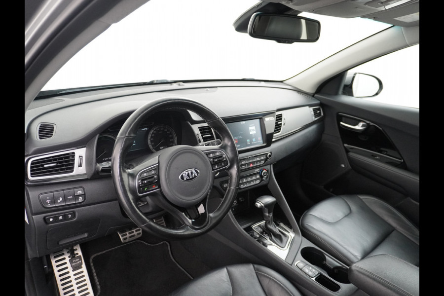 Kia Niro AUT-6 PHEV Plug In Hybride! Leer+Elektr.+Verwarmd+Gekoeld/Geventileerd! Schuifdak Navi Apple Android Carplay AutoPilot Stuurbekr Chroompack Priv.Glass Stuurverwarmd Licht+Regensensor €37.000 nieuw!