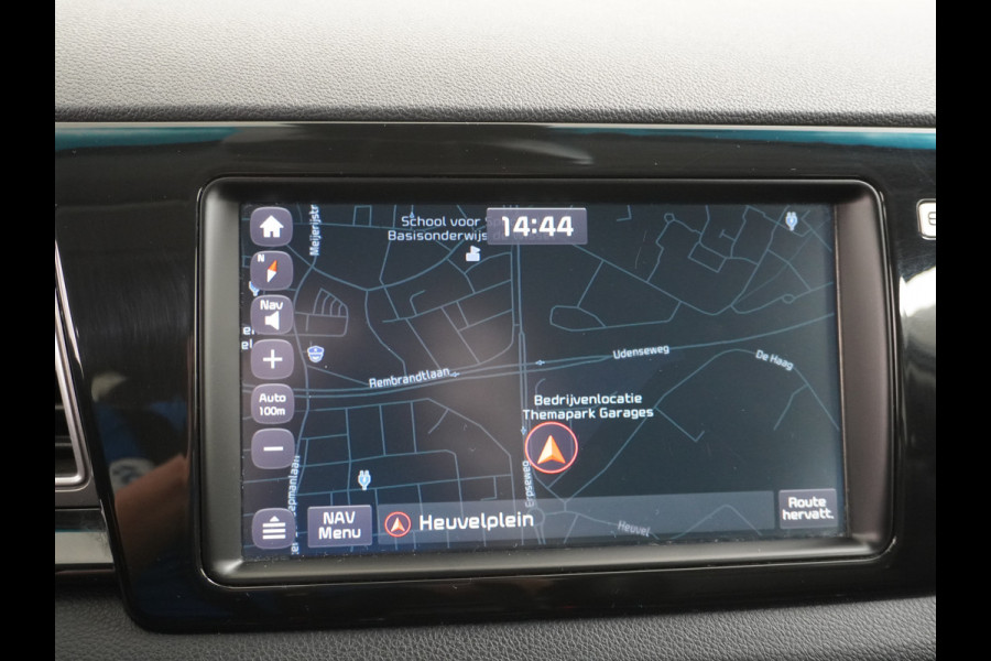 Kia Niro AUT-6 PHEV Plug In Hybride! Leer+Elektr.+Verwarmd+Gekoeld/Geventileerd! Schuifdak Navi Apple Android Carplay AutoPilot Stuurbekr Chroompack Priv.Glass Stuurverwarmd Licht+Regensensor €37.000 nieuw!