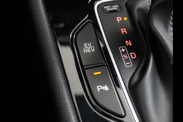 Kia Niro AUT-6 PHEV Plug In Hybride! Leer+Elektr.+Verwarmd+Gekoeld/Geventileerd! Schuifdak Navi Apple Android Carplay AutoPilot Stuurbekr Chroompack Priv.Glass Stuurverwarmd Licht+Regensensor €37.000 nieuw!