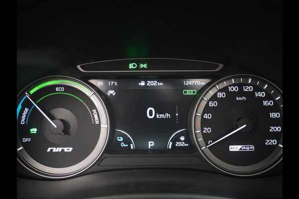 Kia Niro AUT-6 PHEV Plug In Hybride! Leer+Elektr.+Verwarmd+Gekoeld/Geventileerd! Schuifdak Navi Apple Android Carplay AutoPilot Stuurbekr Chroompack Priv.Glass Stuurverwarmd Licht+Regensensor €37.000 nieuw!