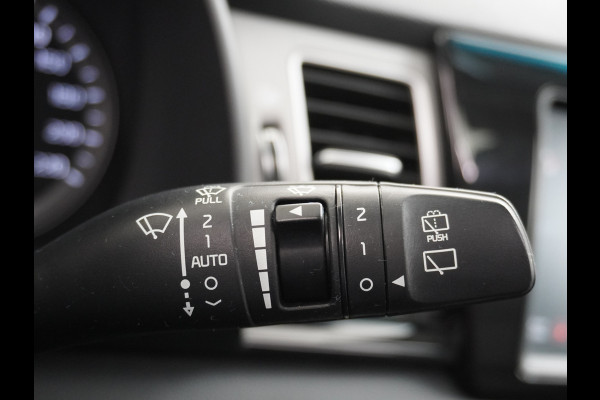 Kia Niro AUT-6 PHEV Plug In Hybride! Leer+Elektr.+Verwarmd+Gekoeld/Geventileerd! Schuifdak Navi Apple Android Carplay AutoPilot Stuurbekr Chroompack Priv.Glass Stuurverwarmd Licht+Regensensor €37.000 nieuw!