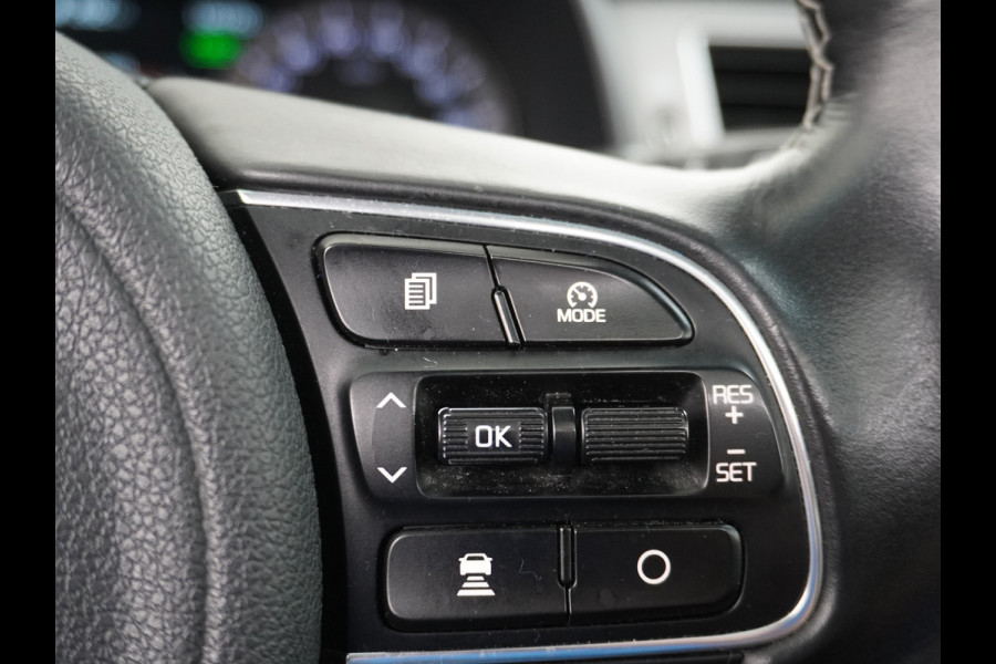 Kia Niro AUT-6 PHEV Plug In Hybride! Leer+Elektr.+Verwarmd+Gekoeld/Geventileerd! Schuifdak Navi Apple Android Carplay AutoPilot Stuurbekr Chroompack Priv.Glass Stuurverwarmd Licht+Regensensor €37.000 nieuw!