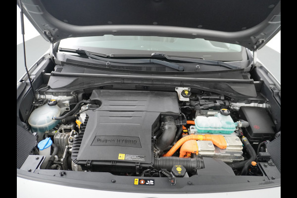Kia Niro AUT-6 PHEV Plug In Hybride! Leer+Elektr.+Verwarmd+Gekoeld/Geventileerd! Schuifdak Navi Apple Android Carplay AutoPilot Stuurbekr Chroompack Priv.Glass Stuurverwarmd Licht+Regensensor €37.000 nieuw!