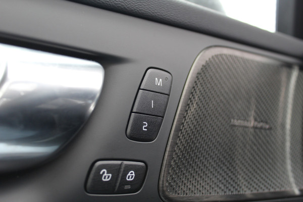 Volvo V60 2.0 T6 Plug-in hybrid AWD Plus Dark | Harman Kardon | 360 Camera | BLIS | 19" | Winterpack Volvo V60 2.0 T6 Plug-in hybrid AWD Plus Dark | Harman Kardon | 360 Camera | BLIS | 19" | Winterpack