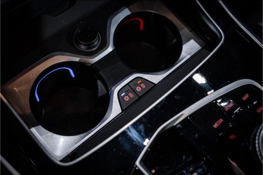 BMW X5 xDrive50e - M Sport | Panorama | H&K | Stoelmassage & Koeling | Memory | 360 Camera BMW X5 xDrive50e - M Sport | Panorama | H&K | Stoelmassage & Koeling | Memory | 360 Camera