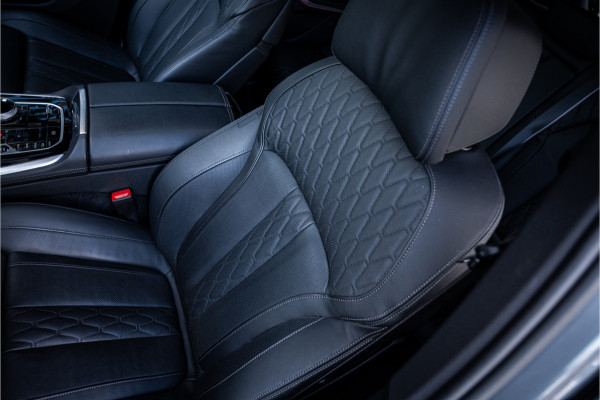 BMW X5 xDrive50e - M Sport | Panorama | H&K | Stoelmassage & Koeling | Memory | 360 Camera BMW X5 xDrive50e - M Sport | Panorama | H&K | Stoelmassage & Koeling | Memory | 360 Camera