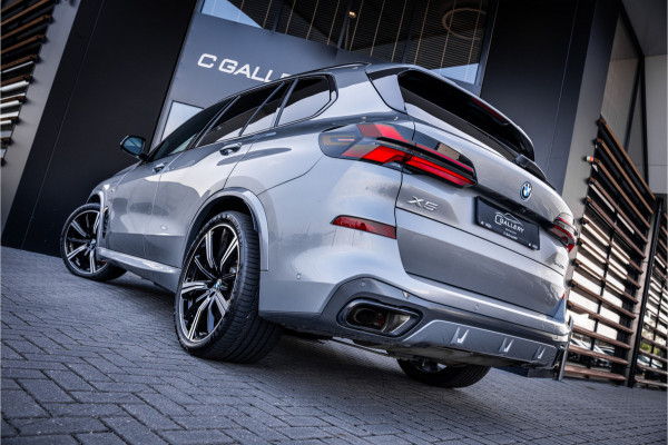 BMW X5 xDrive50e - M Sport | Panorama | H&K | Stoelmassage & Koeling | Memory | 360 Camera BMW X5 xDrive50e - M Sport | Panorama | H&K | Stoelmassage & Koeling | Memory | 360 Camera