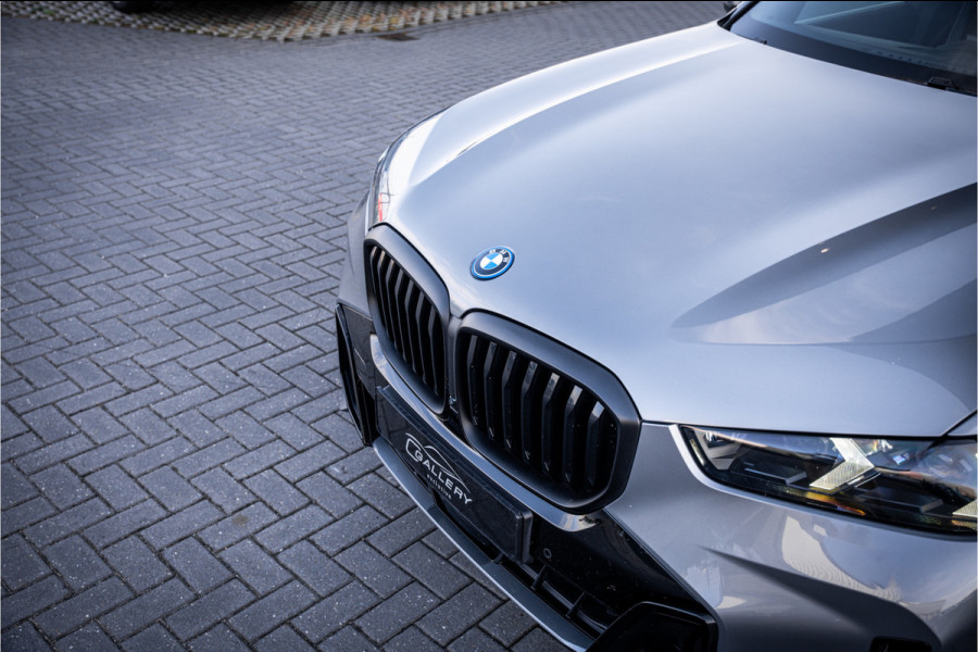 BMW X5 xDrive50e - M Sport | Panorama | H&K | Stoelmassage & Koeling | Memory | 360 Camera BMW X5 xDrive50e - M Sport | Panorama | H&K | Stoelmassage & Koeling | Memory | 360 Camera
