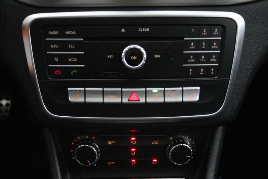 Mercedes-Benz CLA-Klasse 180 Business Solution AMG*AUTOM*PANO*CAM*TEL*NAVI*