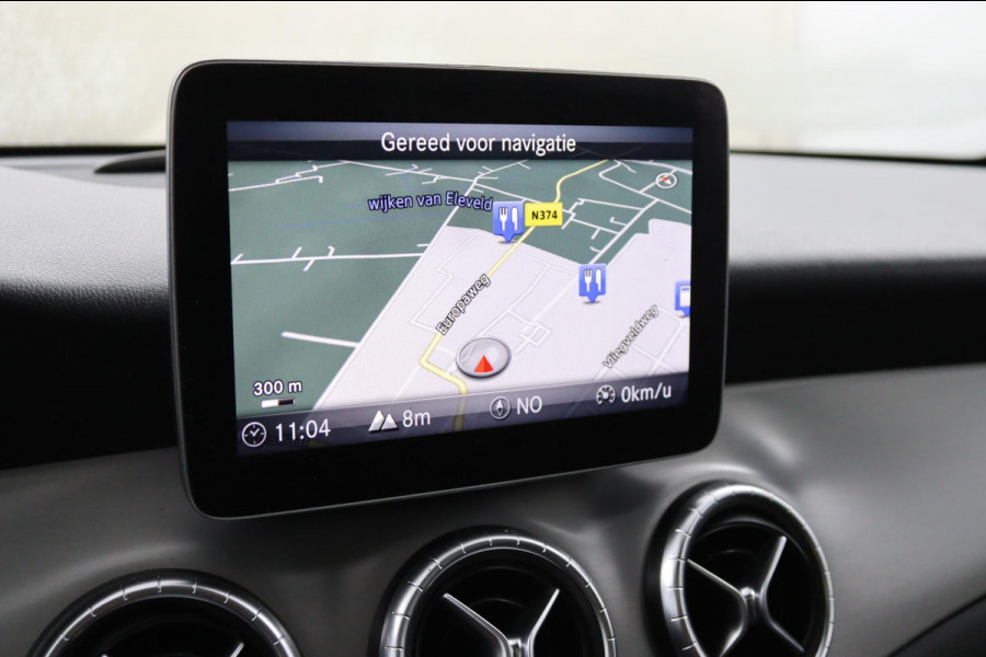 Mercedes-Benz CLA-Klasse 180 Business Solution AMG*AUTOM*PANO*CAM*TEL*NAVI*