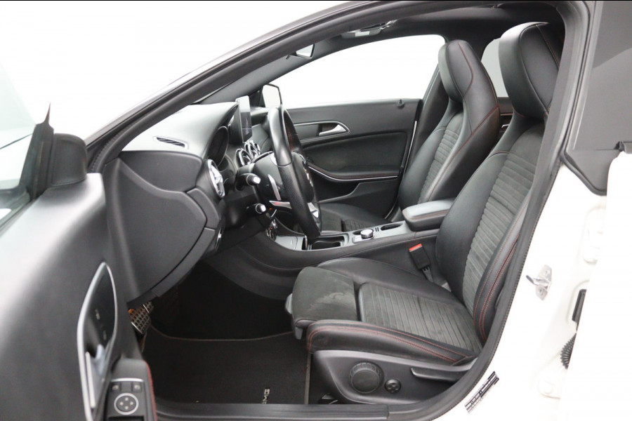 Mercedes-Benz CLA-Klasse 180 Business Solution AMG*AUTOM*PANO*CAM*TEL*NAVI*