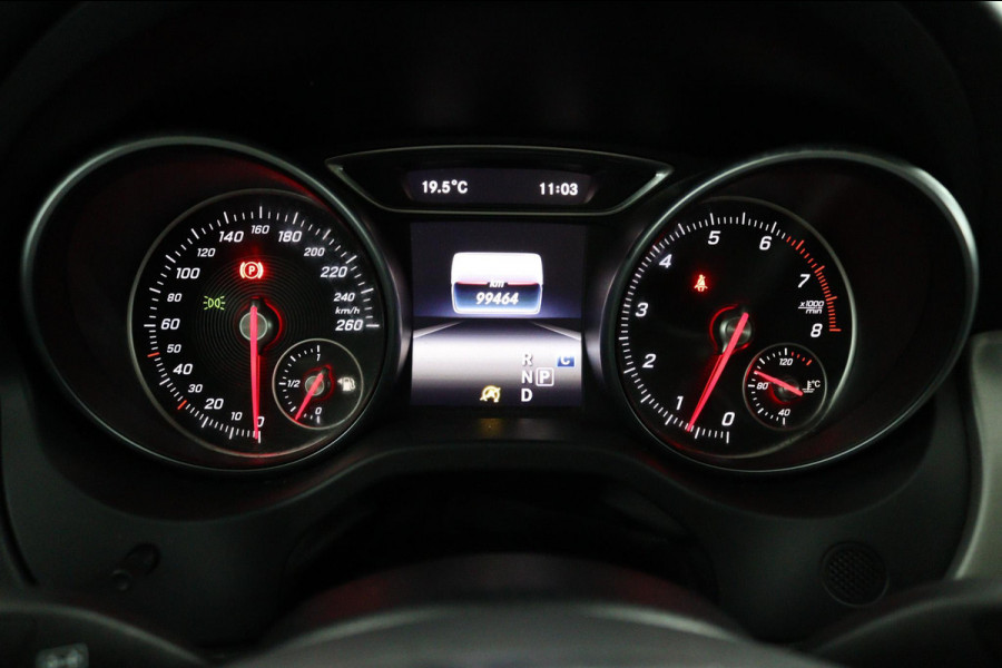 Mercedes-Benz CLA-Klasse 180 Business Solution AMG*AUTOM*PANO*CAM*TEL*NAVI*