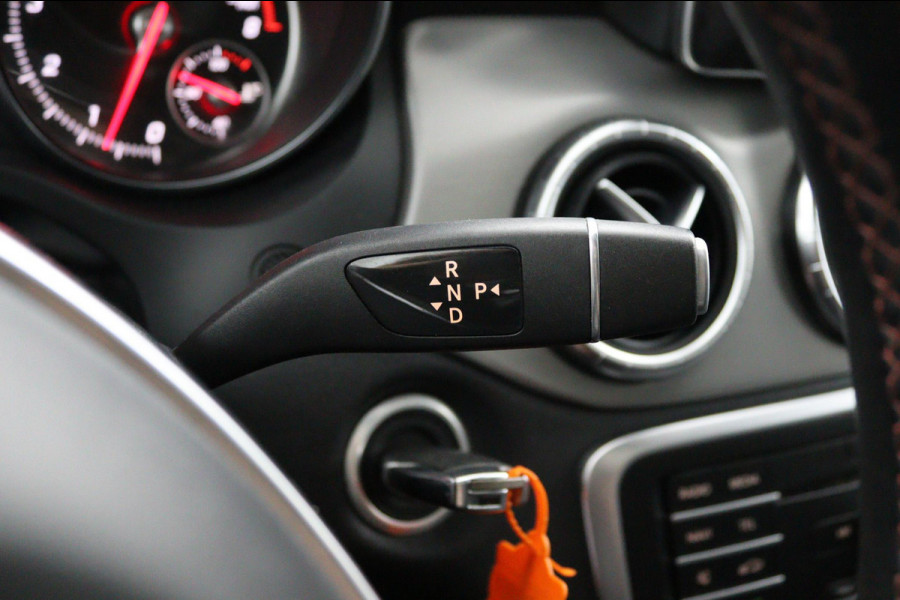 Mercedes-Benz CLA-Klasse 180 Business Solution AMG*AUTOM*PANO*CAM*TEL*NAVI*