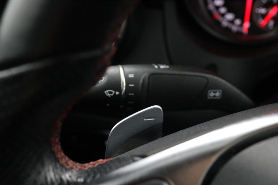 Mercedes-Benz CLA-Klasse 180 Business Solution AMG*AUTOM*PANO*CAM*TEL*NAVI*