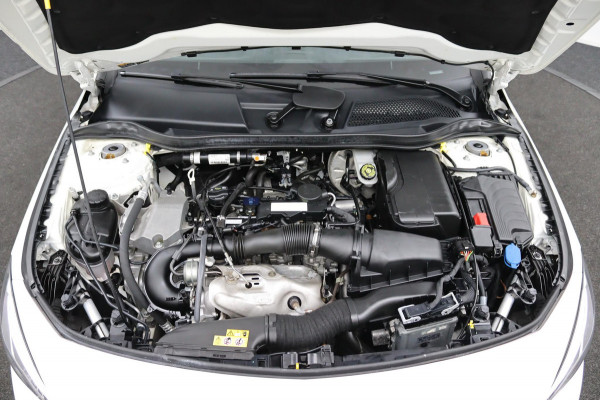 Mercedes-Benz CLA-Klasse 180 Business Solution AMG*AUTOM*PANO*CAM*TEL*NAVI*