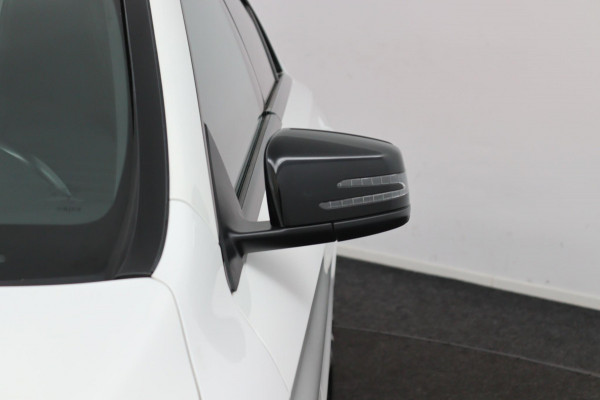 Mercedes-Benz CLA-Klasse 180 Business Solution AMG*AUTOM*PANO*CAM*TEL*NAVI*