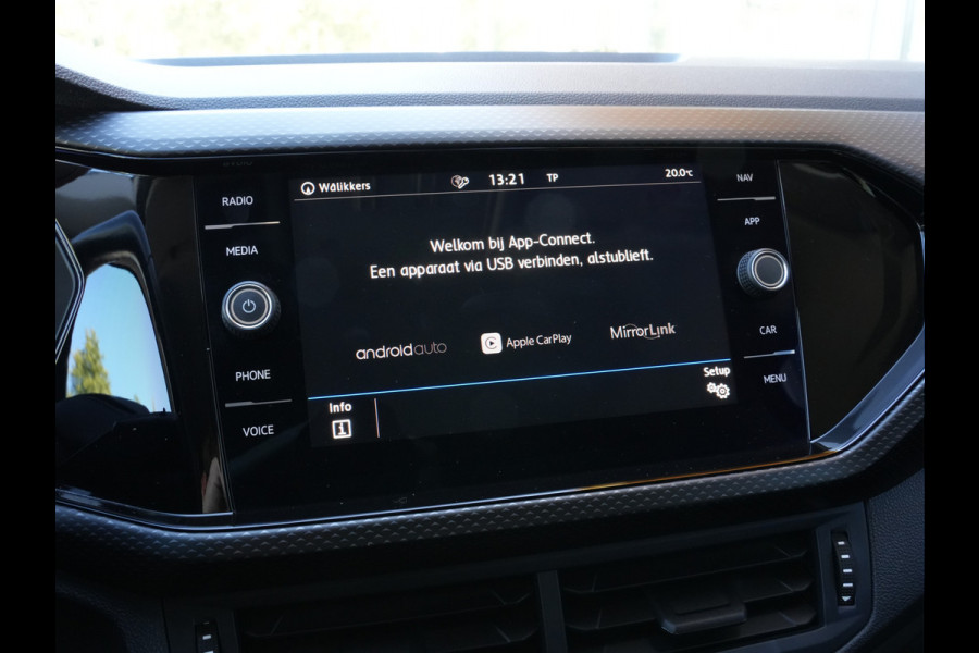 Volkswagen T-Cross 1.0 TSI Life Business | Navigatie | DAB | Adaptive Cruise | Climate Control