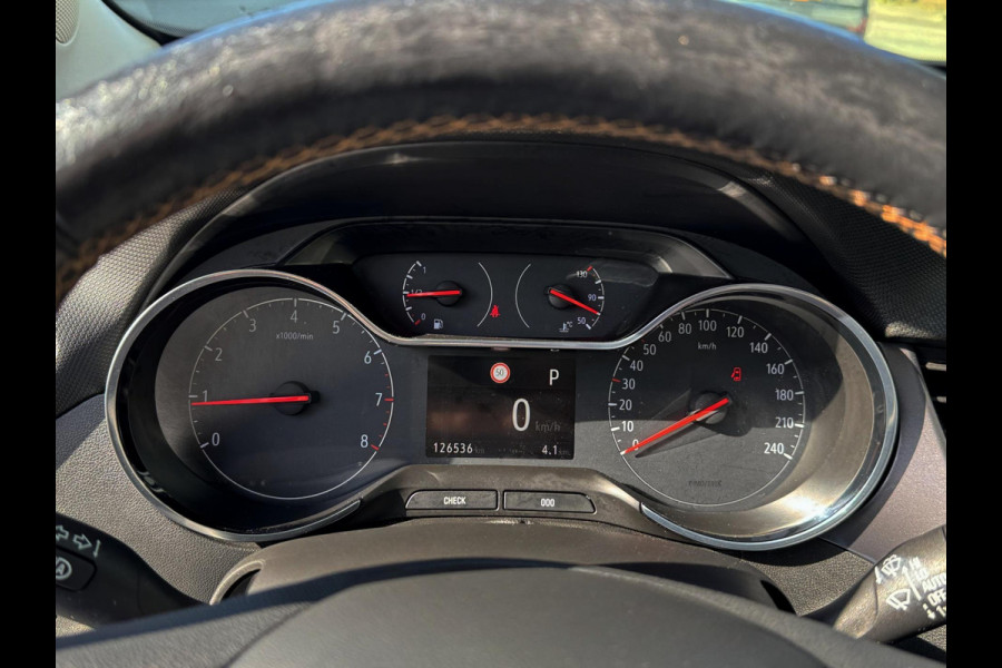 Opel Crossland X 1.2 Turbo Ultimate - AUTOMAAT I Panorama dak I Navigatie I Leer I Airco I LED I PDC I Dealer onderhouden