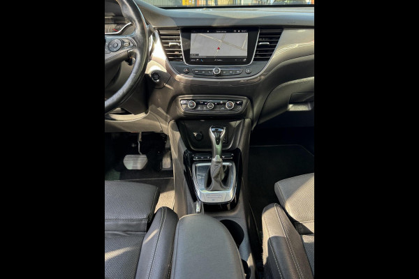 Opel Crossland X 1.2 Turbo Ultimate - AUTOMAAT I Panorama dak I Navigatie I Leer I Airco I LED I PDC I Dealer onderhouden