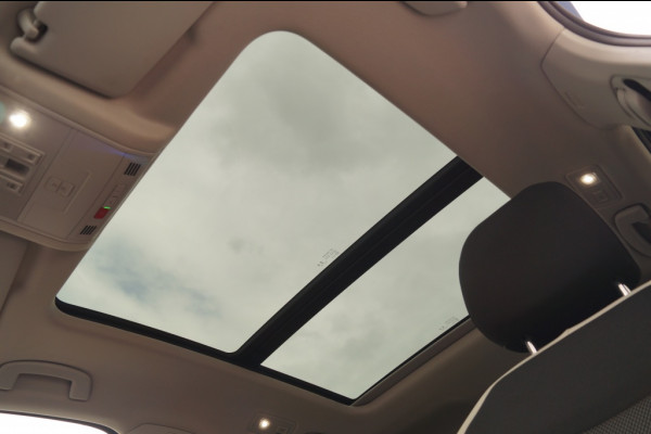 Volkswagen T-Roc 1.5 TSI 150pk Sport -PANO-DIGI-LED-ECC-PDC-