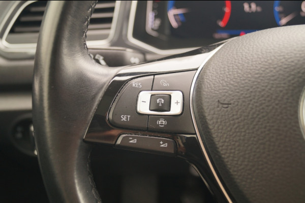 Volkswagen T-Roc 1.5 TSI 150pk Sport -PANO-DIGI-LED-ECC-PDC-