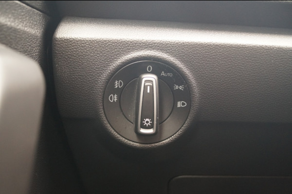 Volkswagen T-Roc 1.5 TSI 150pk Sport -PANO-DIGI-LED-ECC-PDC-