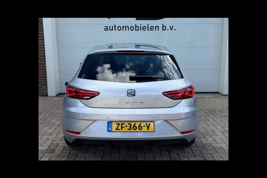 Seat León ST 1.2 TSI Style /Dealer onderhouden /LED/ Carplay