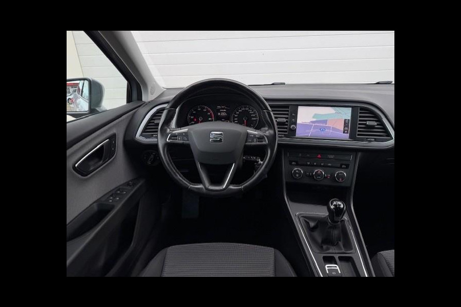 Seat León ST 1.2 TSI Style /Dealer onderhouden /LED/ Carplay