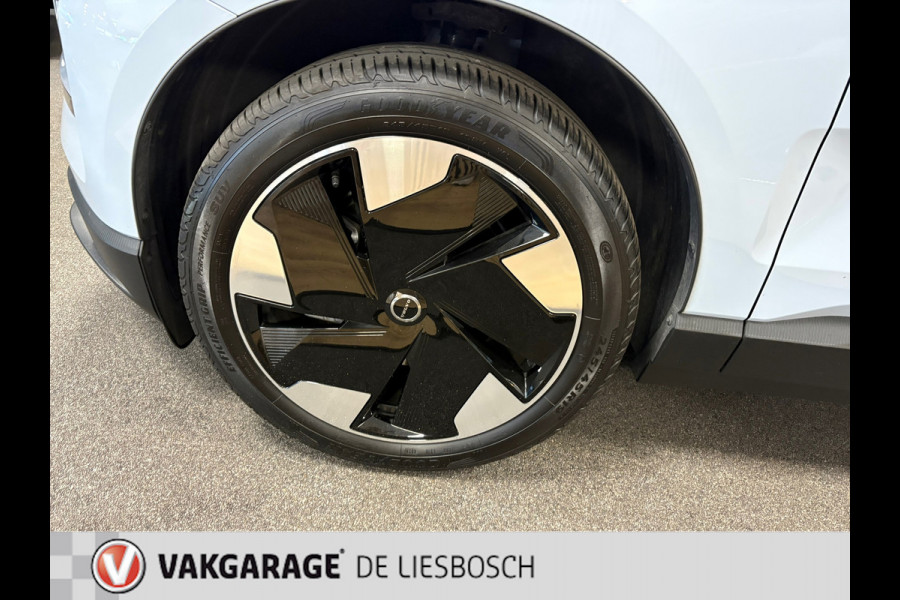 Volvo EX30 Single Motor Extended Range Plus 69 kWh / camera / stoel en stuur verwarming / verlengde garantie
