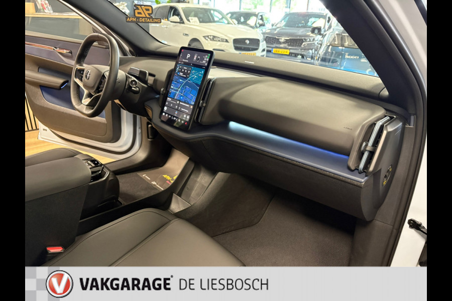 Volvo EX30 Single Motor Extended Range Plus 69 kWh / camera / stoel en stuur verwarming / verlengde garantie