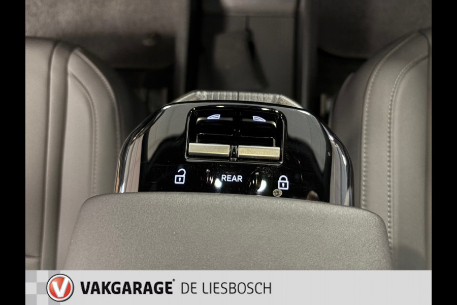 Volvo EX30 Single Motor Extended Range Plus 69 kWh / camera / stoel en stuur verwarming / verlengde garantie
