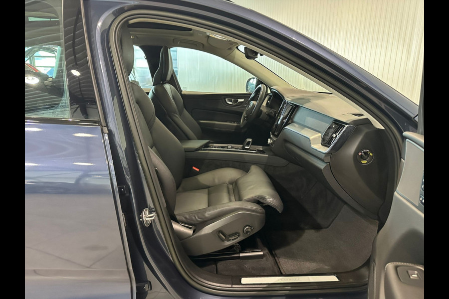 Volvo XC60 T6 Aut. Long Range Plus Dark Trekhaak Leder Parkeercamera 350pk