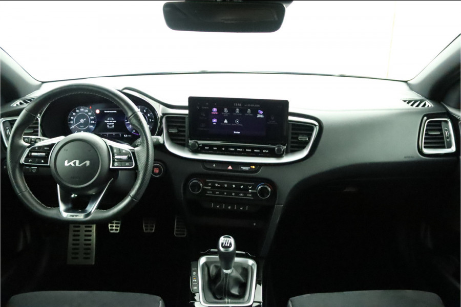 Kia Ceed Sportswagon 1.5 T-GDi GT-Line Apple Carplay/Android Auto - Cruise Control  - Dodehoekdetectie - Panorama Dak - Navigatie - Fabrieksgarantie tot 07-2031