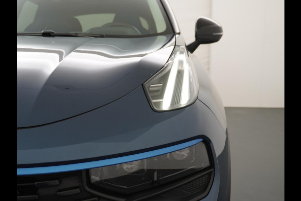 Lynk & Co 01 1.5 VAN: 24.900,- VOOR 21.877,- UW HERFSTVOORDEEL: 3.023,- PHEV PLUG-IN HYBRIDE | COMPLETE AUTO | ELEKTRISCH PANORAMADAK | FULL OPTIONS | LYNK & CO GARANTIE T/M 12-2026 | RIJKLAAR GELEVERD | BTW VERREKENBAAR |