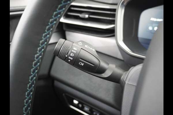 Lynk & Co 01 1.5 VAN: 24.900,- VOOR 21.877,- UW HERFSTVOORDEEL: 3.023,- PHEV PLUG-IN HYBRIDE | COMPLETE AUTO | ELEKTRISCH PANORAMADAK | FULL OPTIONS | LYNK & CO GARANTIE T/M 12-2026 | RIJKLAAR GELEVERD | BTW VERREKENBAAR |
