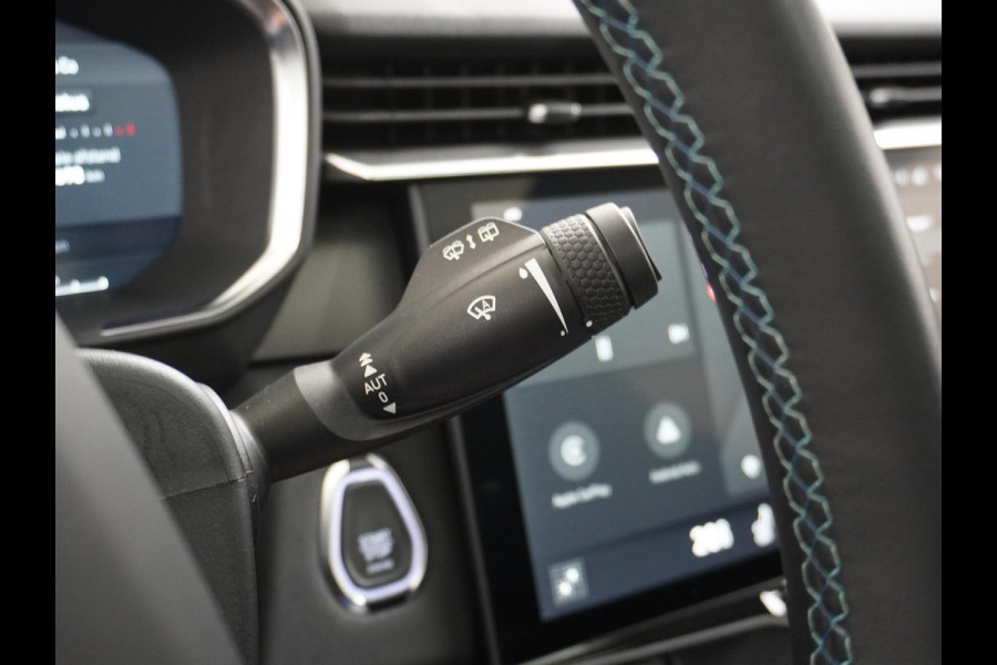 Lynk & Co 01 1.5 VAN: 24.900,- VOOR 21.877,- UW HERFSTVOORDEEL: 3.023,- PHEV PLUG-IN HYBRIDE | COMPLETE AUTO | ELEKTRISCH PANORAMADAK | FULL OPTIONS | LYNK & CO GARANTIE T/M 12-2026 | RIJKLAAR GELEVERD | BTW VERREKENBAAR |