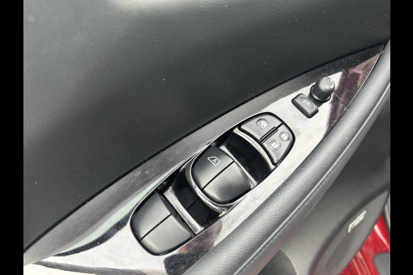 Nissan Leaf Tekna 40 kWh VAN: 14.900,- VOOR: 12.877,- UW HERFSTVOORDEEL: 2.023,- | Origineel NL Auto | 360° Camera | Stoel- & Stuurverwarming | Rijklaar met 12 mnd BOVAG Garantie!