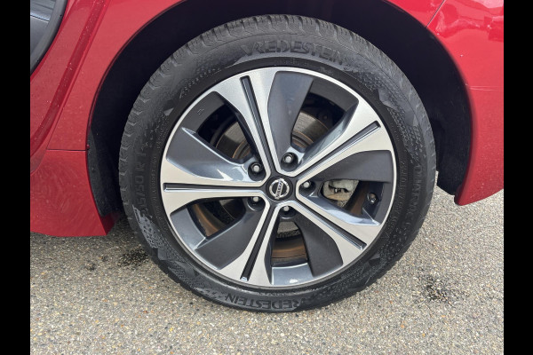 Nissan Leaf Tekna 40 kWh VAN: 14.900,- VOOR: 12.877,- UW HERFSTVOORDEEL: 2.023,- | Origineel NL Auto | 360° Camera | Stoel- & Stuurverwarming | Rijklaar met 12 mnd BOVAG Garantie!