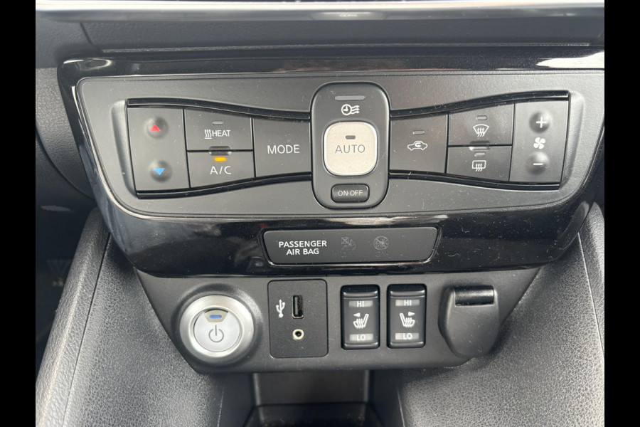Nissan Leaf Tekna 40 kWh VAN: 14.900,- VOOR: 12.877,- UW HERFSTVOORDEEL: 2.023,- | Origineel NL Auto | 360° Camera | Stoel- & Stuurverwarming | Rijklaar met 12 mnd BOVAG Garantie!