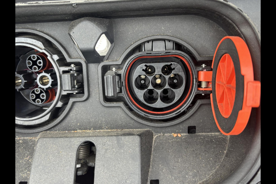 Nissan Leaf Tekna 40 kWh VAN: 14.900,- VOOR: 12.877,- UW HERFSTVOORDEEL: 2.023,- | Origineel NL Auto | 360° Camera | Stoel- & Stuurverwarming | Rijklaar met 12 mnd BOVAG Garantie!